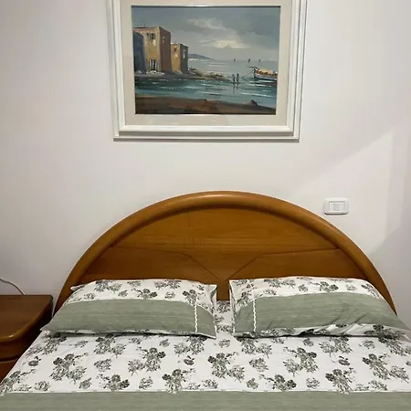 Il Gabbiano Apartment *